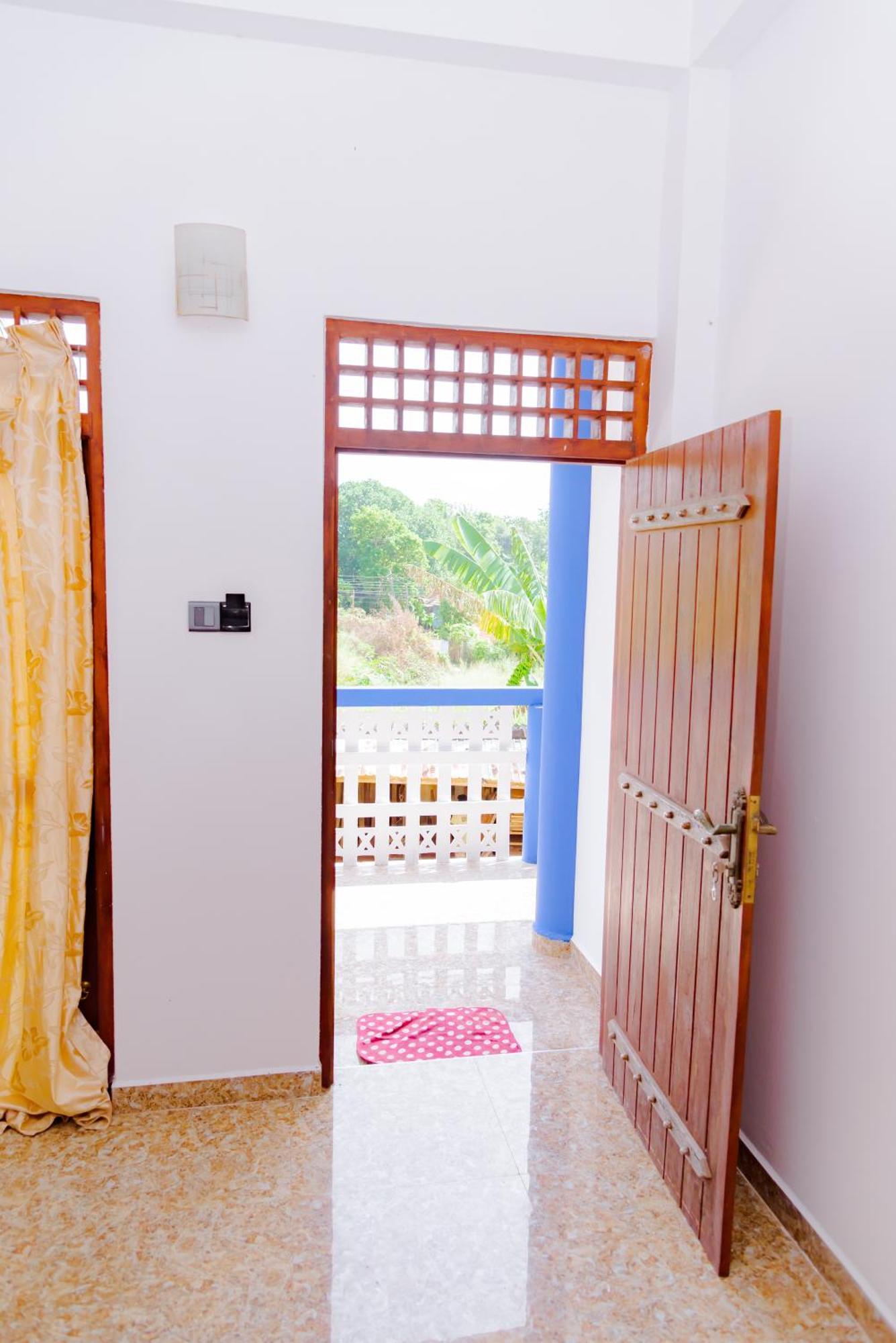 Hotel Charith Guest Tangalle Zimmer foto